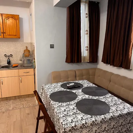 лилия Apartmán Sandanski