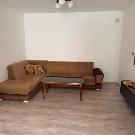 лилия Sandanski