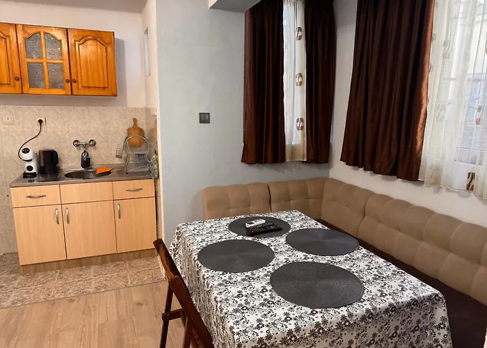 лилия Appartement Sandanski