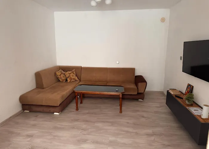 лилия Sandanski